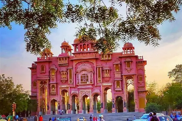 Jaipur Half Day Tour