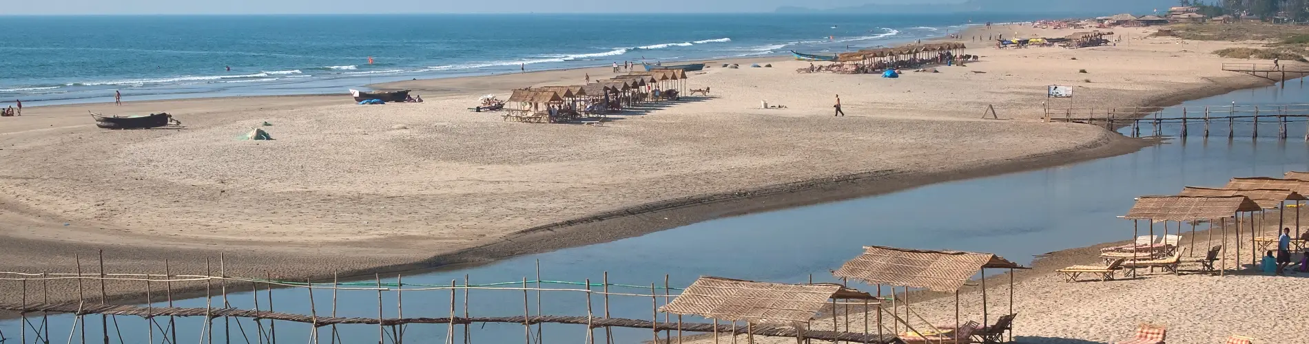 8 Seater Tempo Traveller