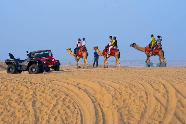 Tempo Traveller in Jaisalmer